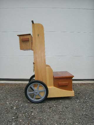 Side view of the guncart.